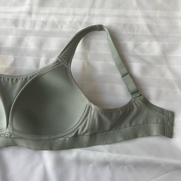 Lululemon | Run Times Bra, High Support | Size 34C - Picture 14 of 15